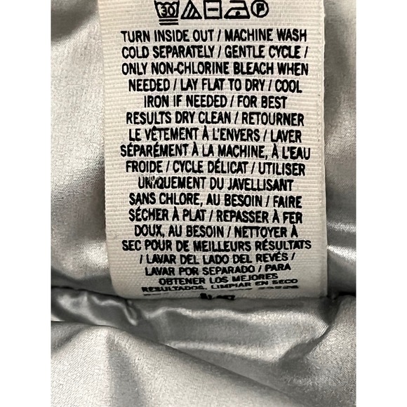 PINK Victoria's Secret Silver Puffer Vest Full Zip Sleeveless Jacket Women's - Picture 7 of 11